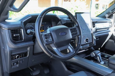 2025 Ford F-150 Lightning Lariat