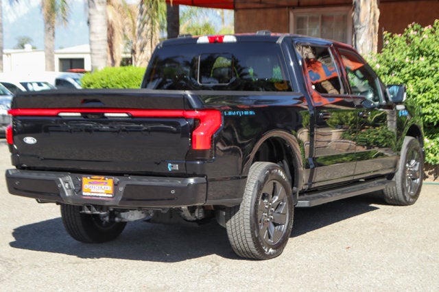 2025 Ford F-150 Lightning Lariat