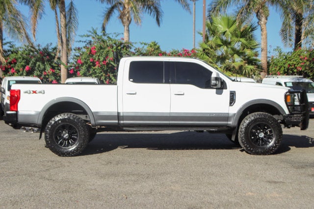 2022 Ford F-350SD Lariat
