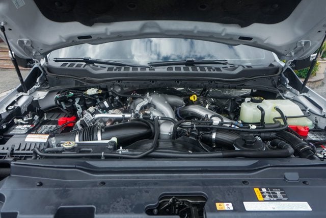 2025 Ford F-450SD Platinum