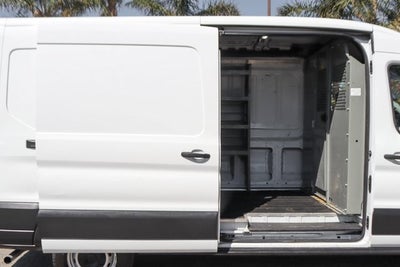 2022 Ford Transit-250 Base