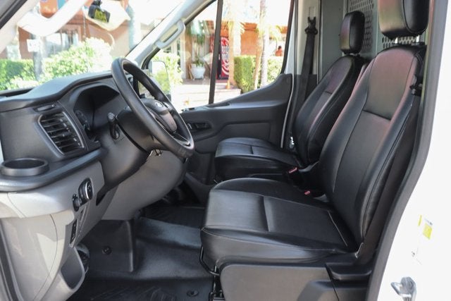 2022 Ford Transit-250 Base