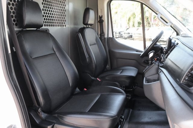 2022 Ford Transit-250 Base