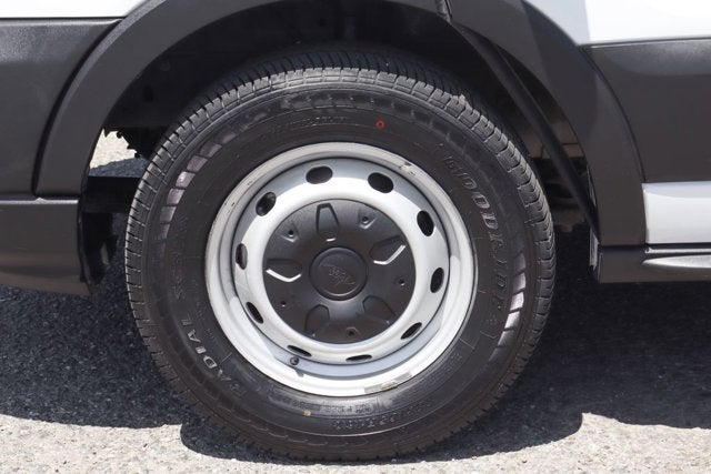 2022 Ford Transit-250 Base