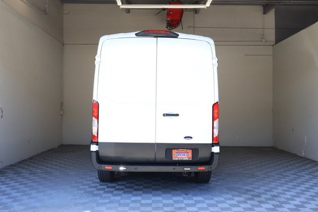 2022 Ford E-Transit Cargo Van Base