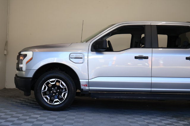2023 Ford F-150 Lightning Pro