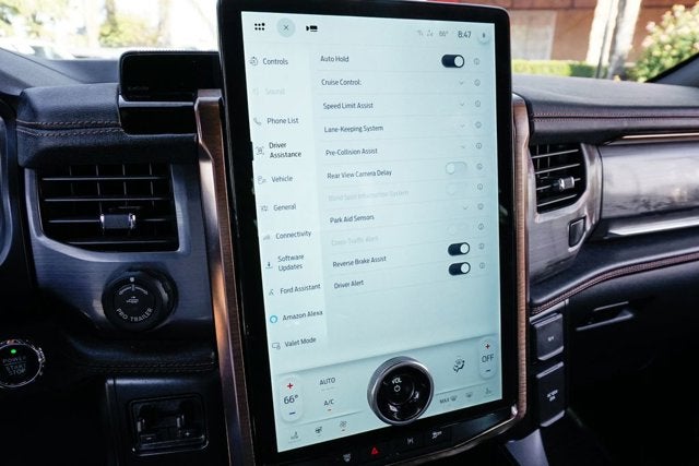 2023 Ford F-150 Lightning Lariat