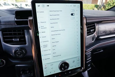 2023 Ford F-150 Lightning Lariat