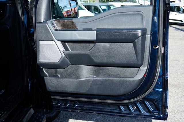 2023 Ford F-150 Lightning Lariat