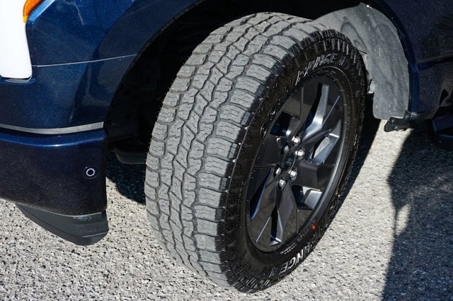 2023 Ford F-150 Lightning Lariat