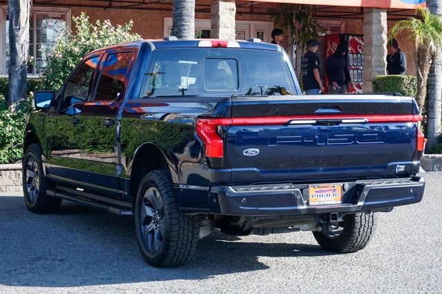 2023 Ford F-150 Lightning Lariat