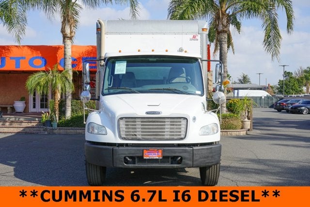 2013 Freightliner M2 106