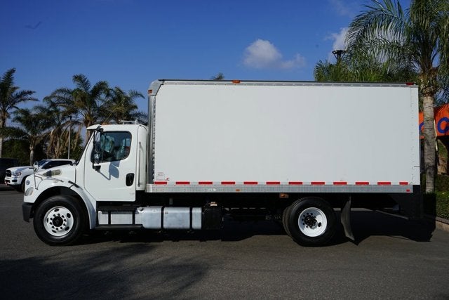 2013 Freightliner M2 106