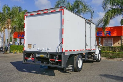 2013 Freightliner M2 106