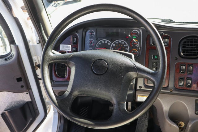 2020 Freightliner M2 106 MD