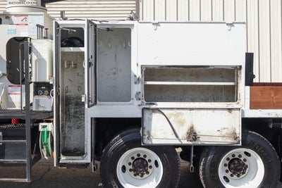 2016 Freightliner 114SD Base