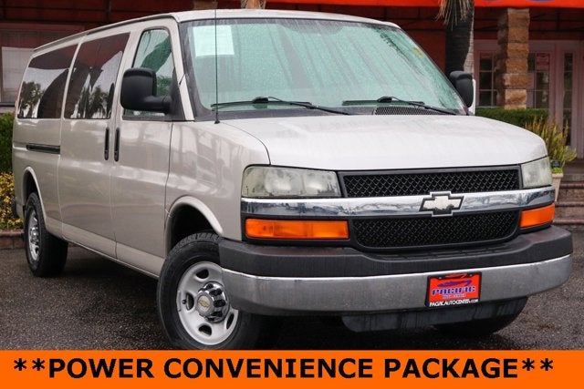 2005 Chevrolet Express Van G3500 Base