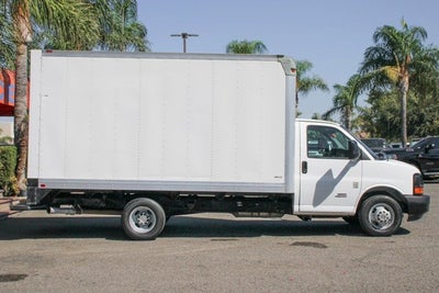 2014 Chevrolet Express 4500 Base
