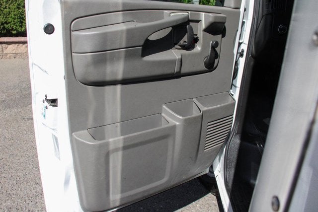 2014 Chevrolet Express 4500 Base