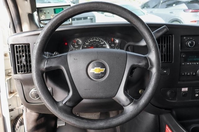 2016 Chevrolet Express 4500 Base