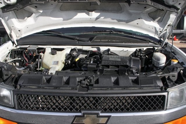 2016 Chevrolet Express 4500 Base