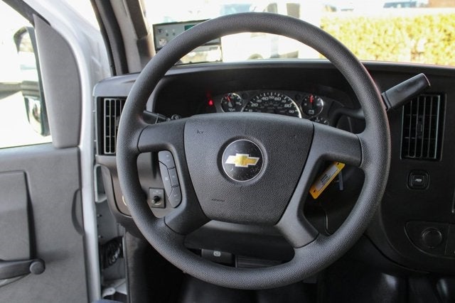 2016 Chevrolet Express 4500 Base