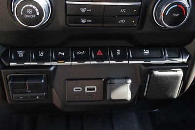 2025 Chevrolet Silverado 2500HD Custom