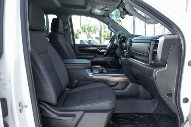 2024 Chevrolet Silverado 3500HD LT