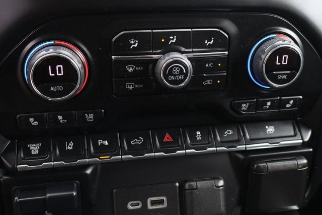 2022 Chevrolet Silverado 3500HD High Country