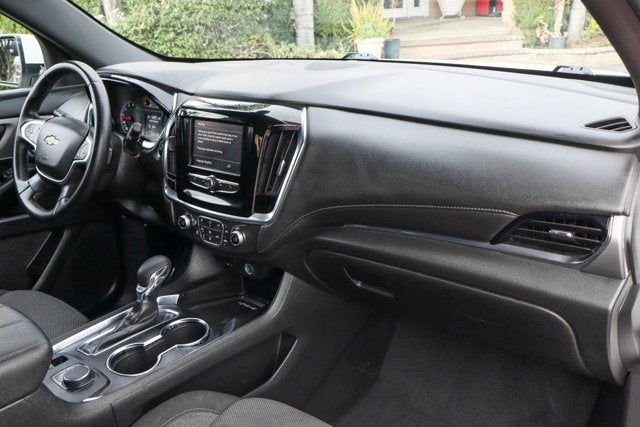 2023 Chevrolet Traverse LT