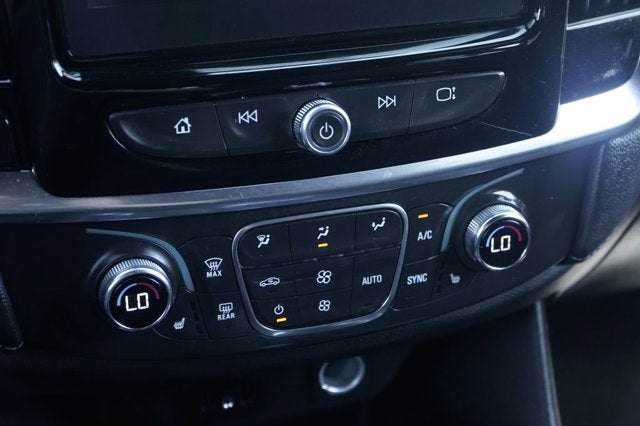 2023 Chevrolet Traverse LT