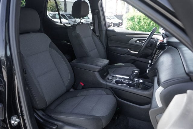 2023 Chevrolet Traverse LT