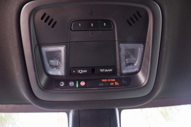 2022 Chevrolet Traverse LT