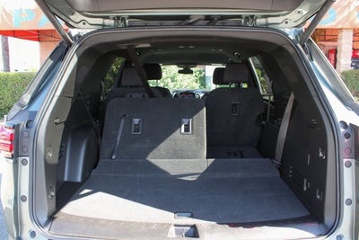 2022 Chevrolet Traverse LT