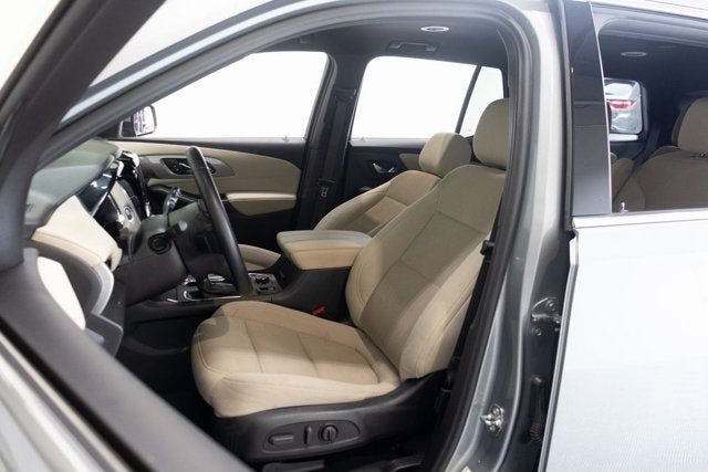 2023 Chevrolet Traverse LT