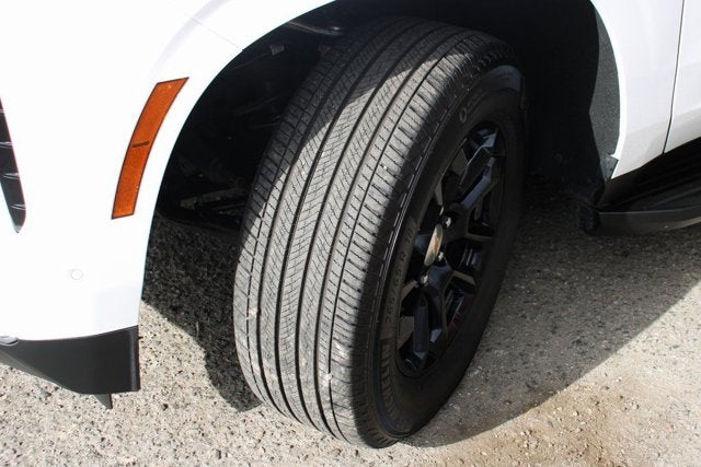 2025 Chevrolet Suburban LS