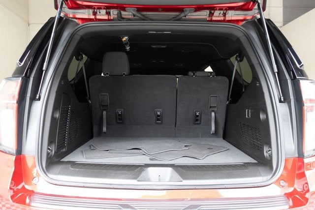 2024 Chevrolet Suburban LS