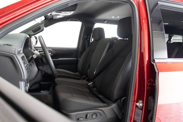 2024 Chevrolet Suburban LS