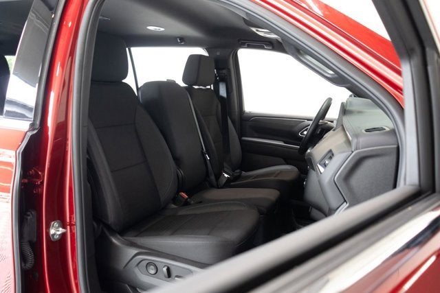 2024 Chevrolet Suburban LS