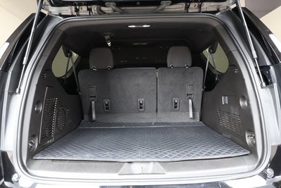 2024 Chevrolet Suburban LS