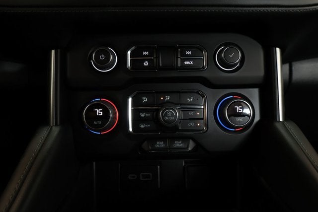 2024 Chevrolet Suburban LS