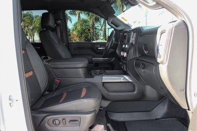 2023 GMC Sierra 2500HD AT4