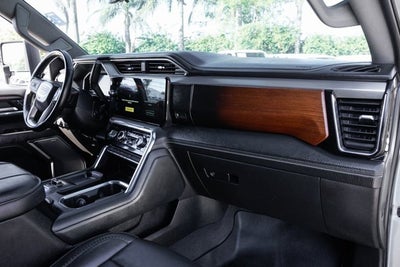 2024 GMC Sierra 3500HD Denali