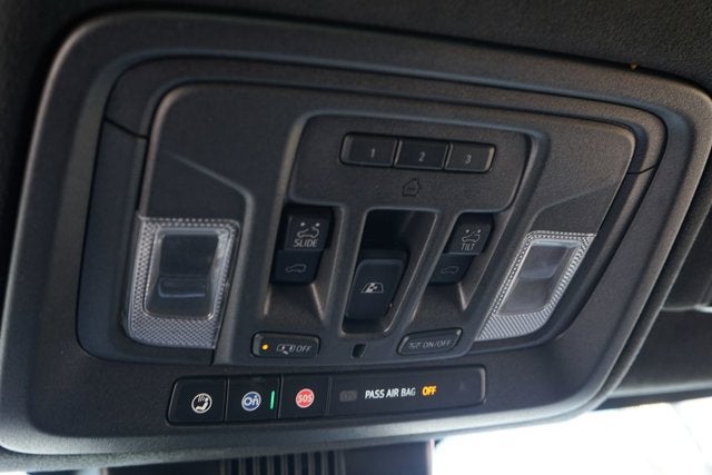 2024 GMC Sierra 3500HD Denali Ultimate