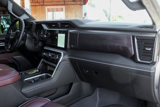 2025 GMC Sierra 2500HD Denali Ultimate