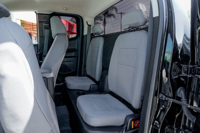 2018 GMC Canyon Base