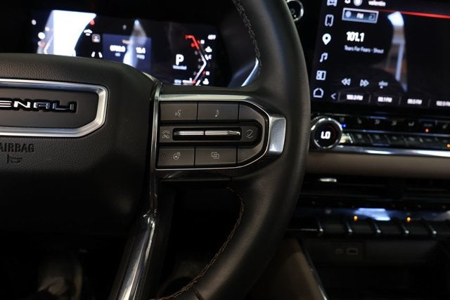 2023 GMC Canyon Denali