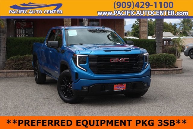 2023 GMC Sierra 4WD Crew Cab Short Box Elevation's photo