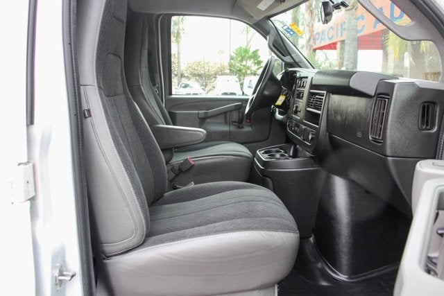 2020 GMC Savana 2500 Work Van