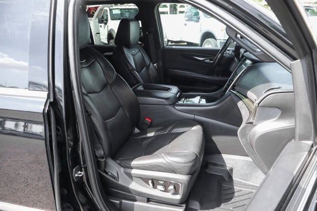 2019 Cadillac Escalade Platinum Edition